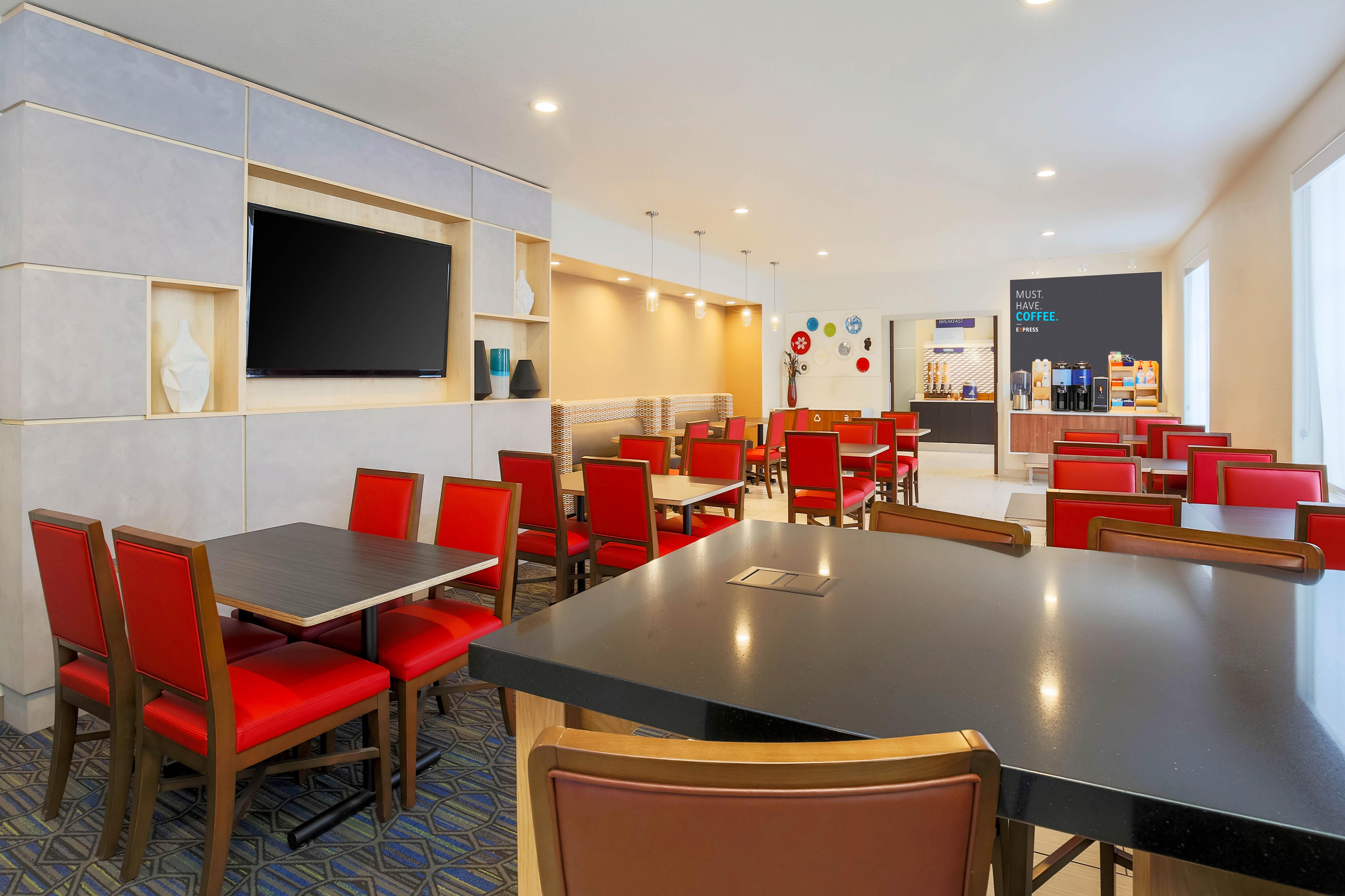 Holiday Inn Express Lancaster By Ihg Exterior foto