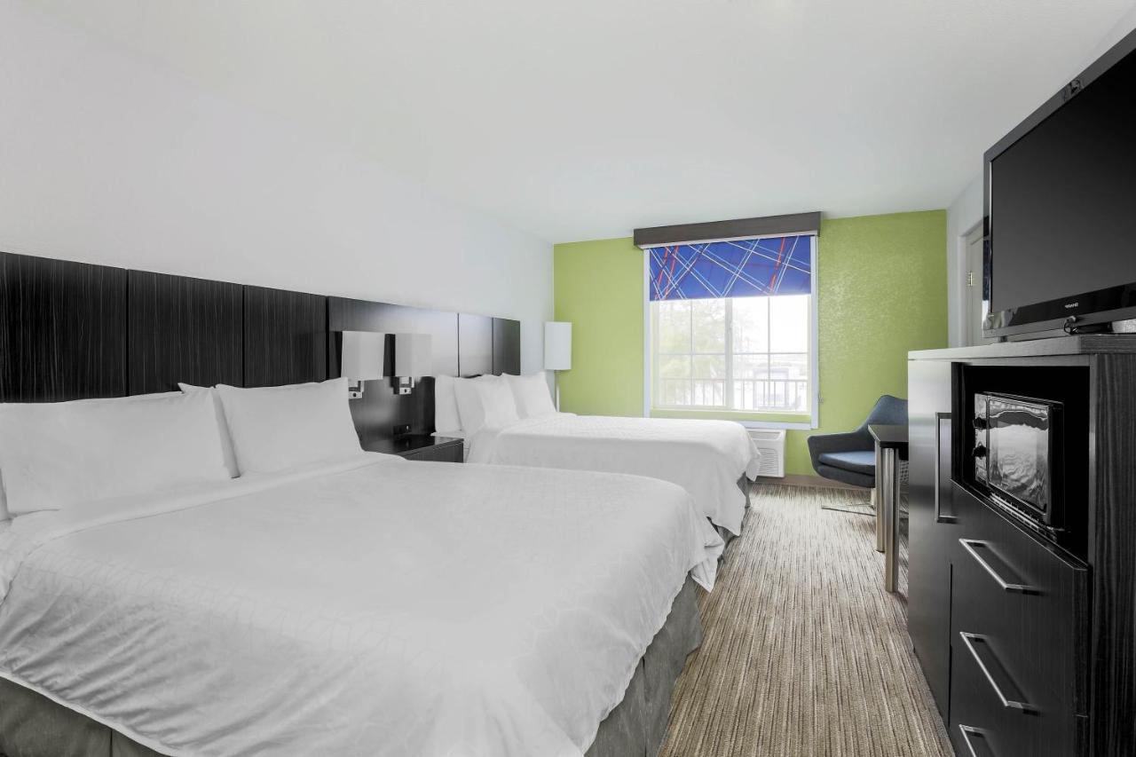 Holiday Inn Express Lancaster By Ihg Exterior foto