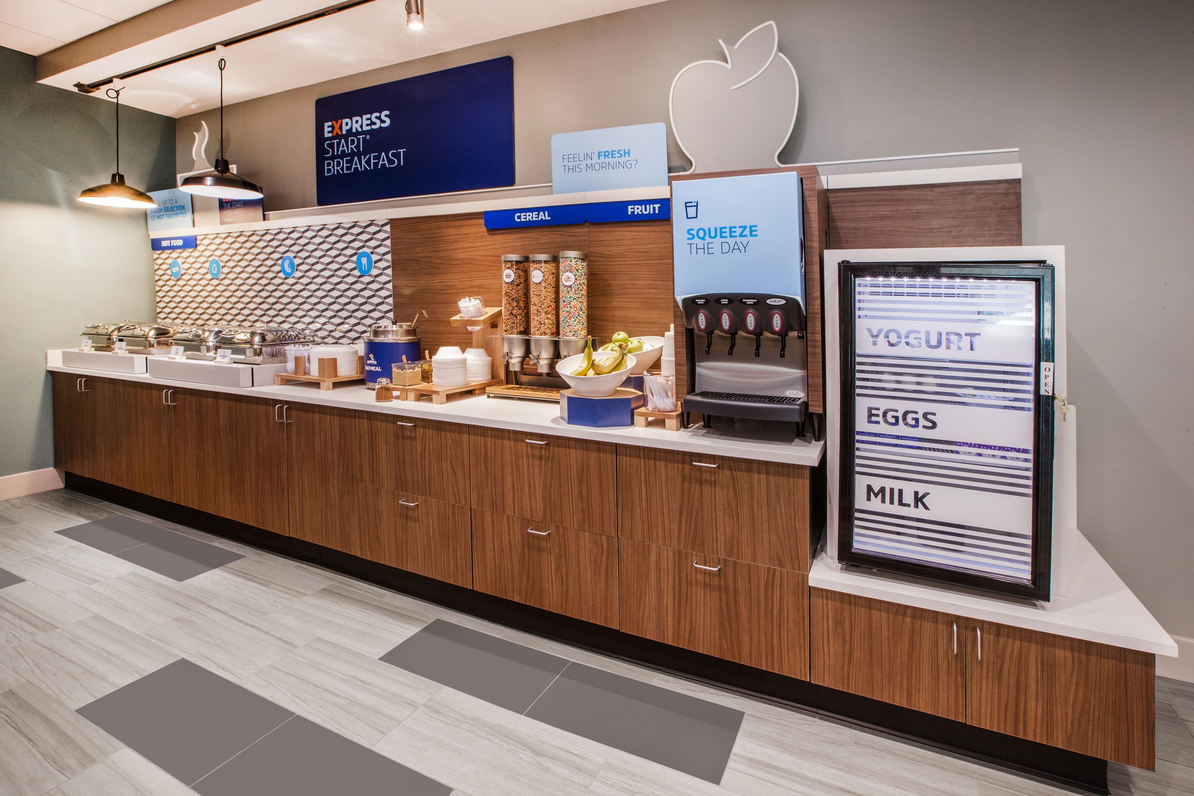 Holiday Inn Express Lancaster By Ihg Exterior foto